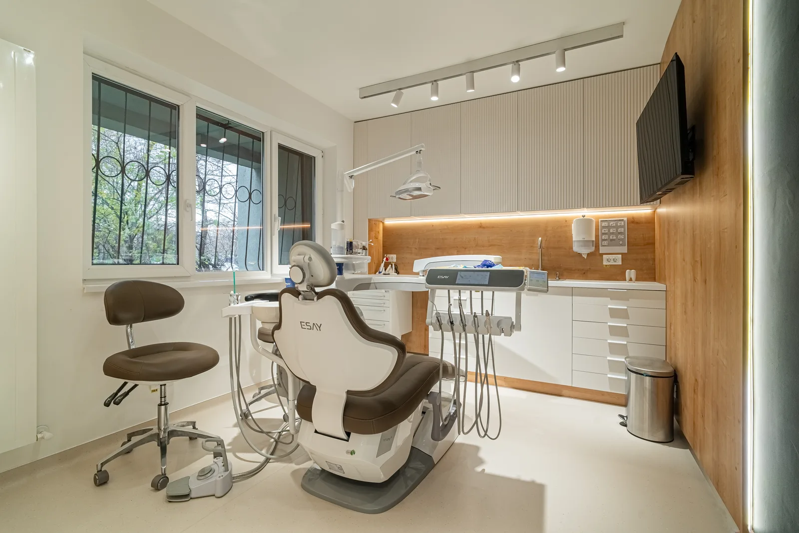 Cabinet stomatologic Davident Aesthetics — sală de tratament