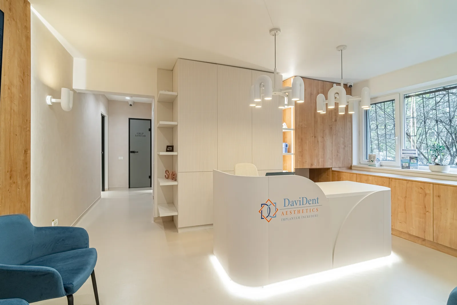 Interior modern al clinicii Davident Aesthetics