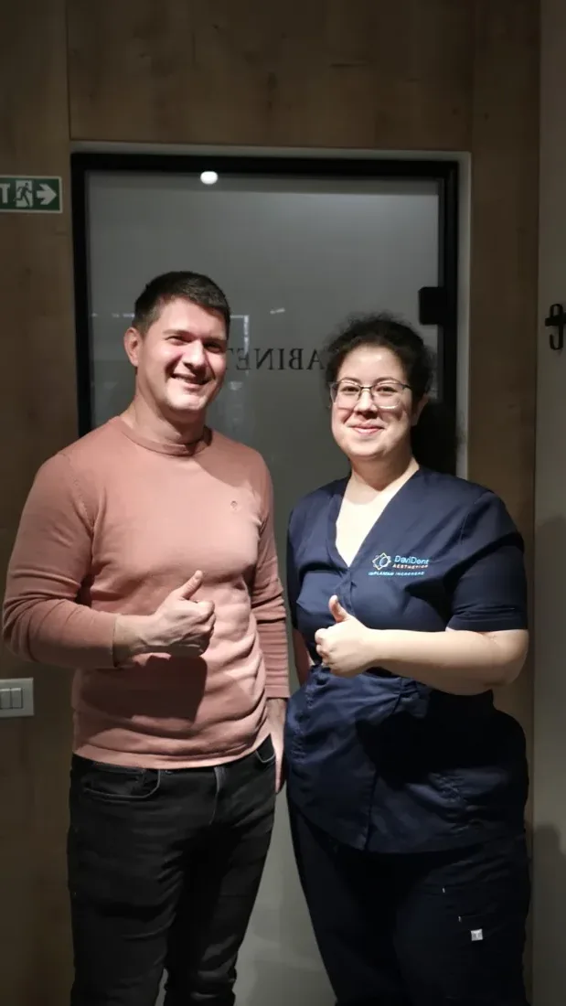 Pacient al clinicii stomatologice DaviDent Aesthetics, Sector 6 București (4)